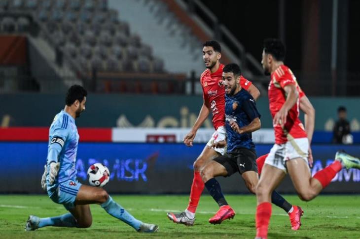 الأهلي يتحدى زد والزمالك ضيفا على سموحة.. فتح باب حجز تذاكر مباريات الجولة الثانية للدوري